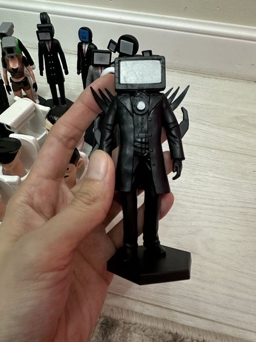 Продам фигурки скибиди туалет