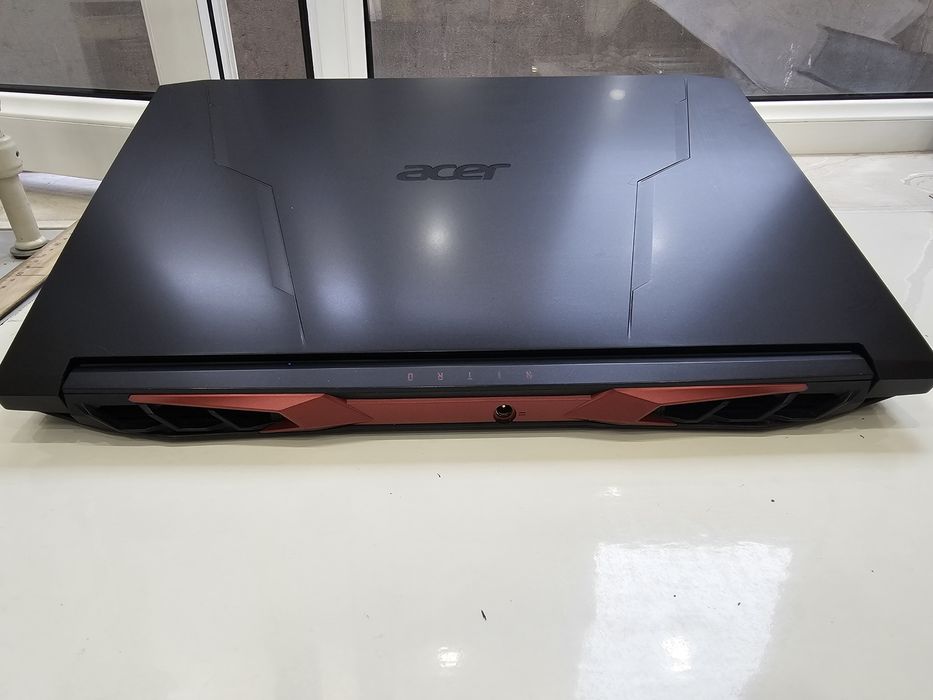 Ноутбук Acer Nitro AN515-45
AMD Ryzen 7 5800H with Radeon Graphics, 32