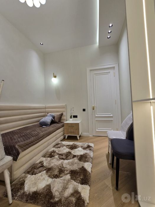 4/2/10 Sayram Avenue  118m²