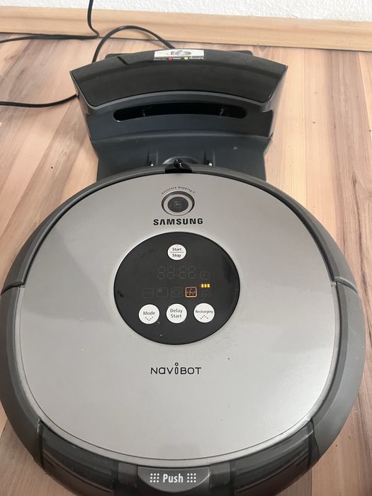 Robot Aspirator Samsung NaviBot SR8845