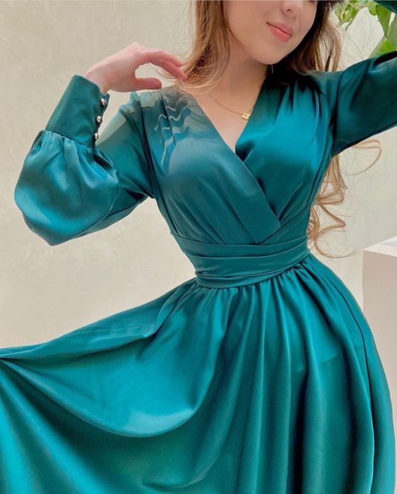 Продам платье до 48 размера