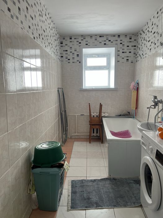 Продам 2 - комнатную квартиру