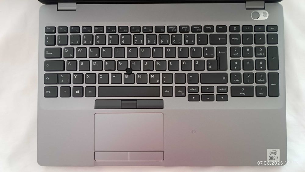 Dell Precision 3551 Intel Core i7 10875H 32gb 15.6" 1920x1080