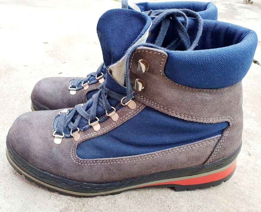 Bocanci 42 sau 43 cu talpic de 27,5cm, toamna primavara piele cu panza