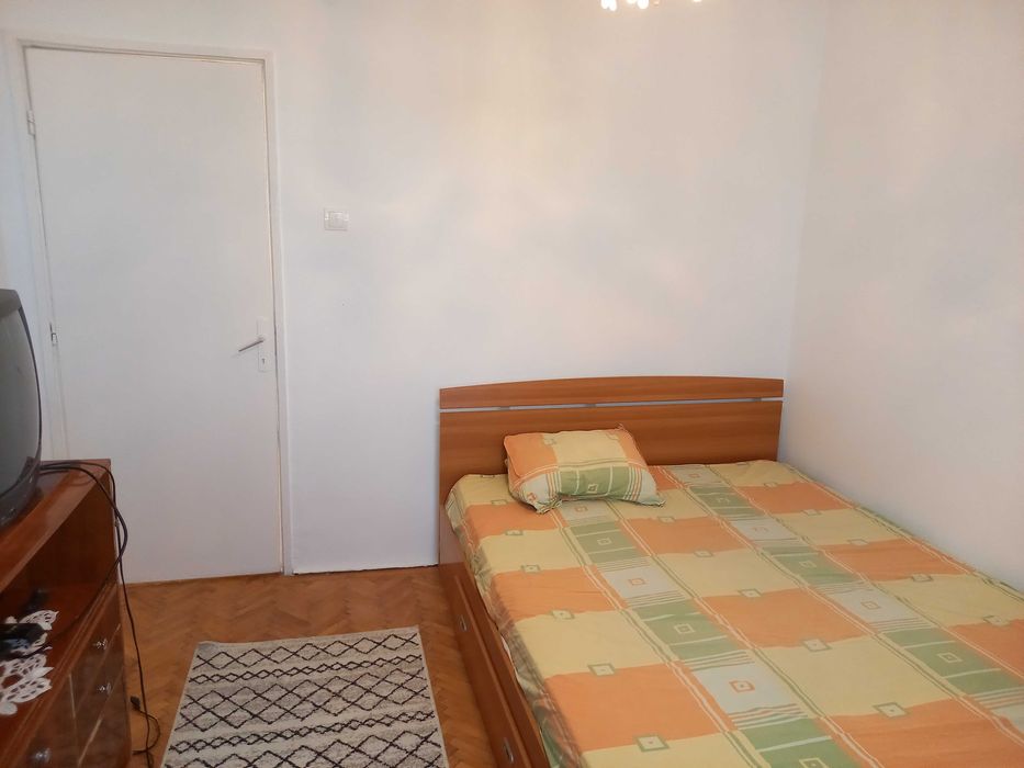 Apartament zona semicentrala Castelul de Apa
