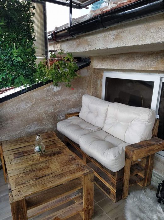 Градински палетни мебели