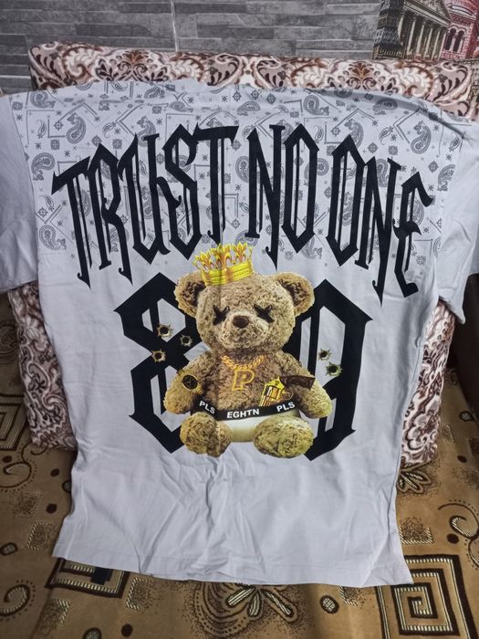 Продам футболку новую(оверсайс)