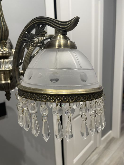 Продается люстра б/у в отличном состоянии