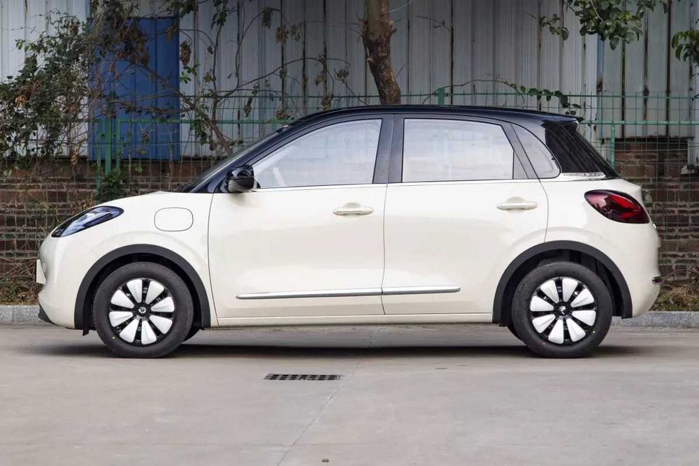 Свой электромобиль GM Wuling Bingo Full, пробег1300км-рассрочка-Uzum