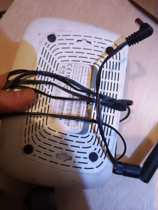 Vând router wireless funcțional diverse modele