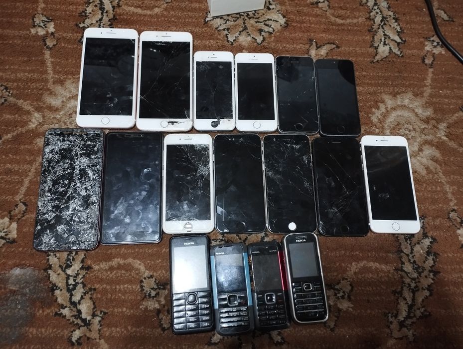 На запчасти айфоны