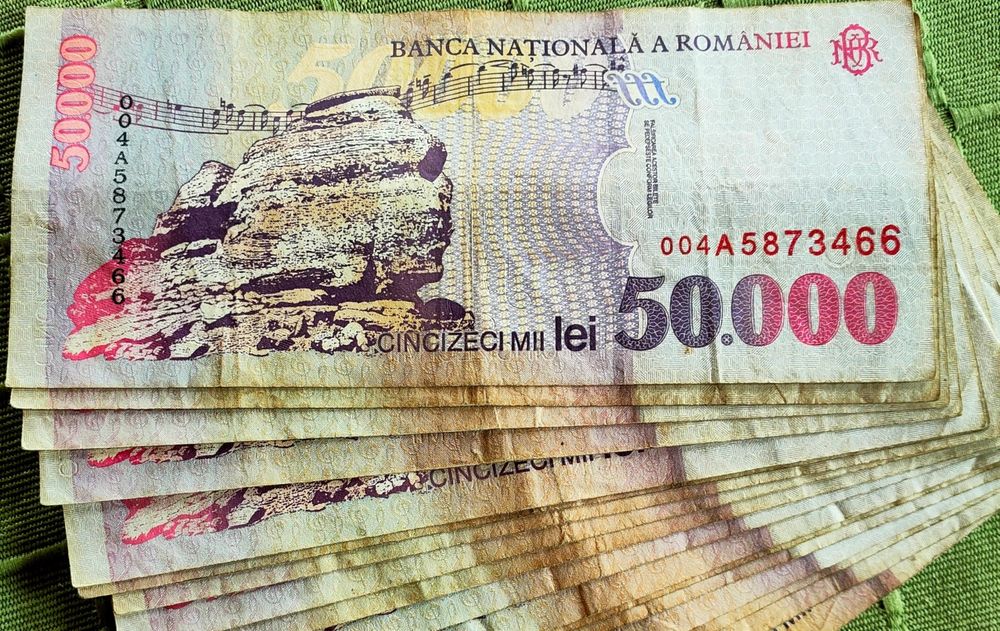 Vând/schimb bancnote de 50.000 lei, anul 2000