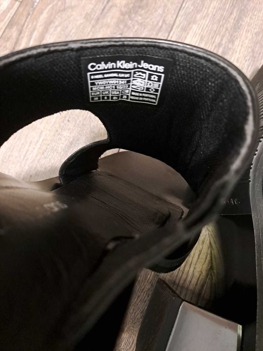 Дамски чехли ест.кожа на Calvin Klein