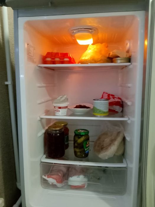 Продам холодилник