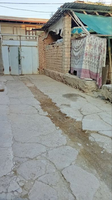 Uy sotiladi yer narxida qowimca malumot tel orqali