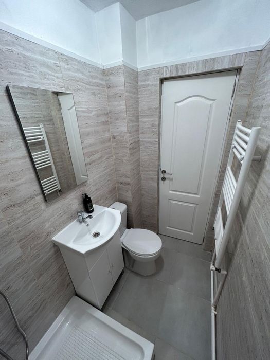 Vand Apartament