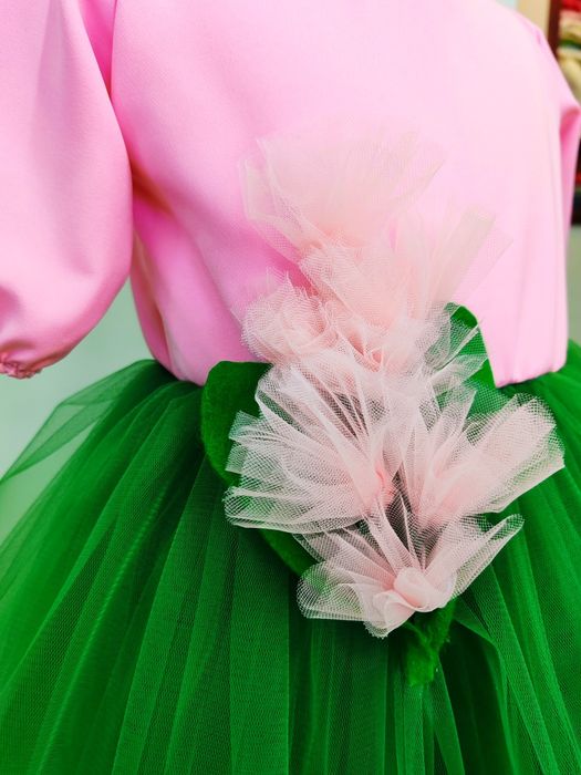 Rochie floare zambilă roz