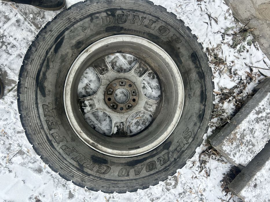 Шина с диском на 17