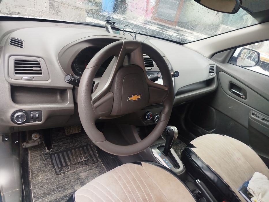 Chevrolet Cobalt 2023 — 3