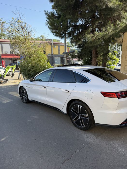 byd han 605 ful