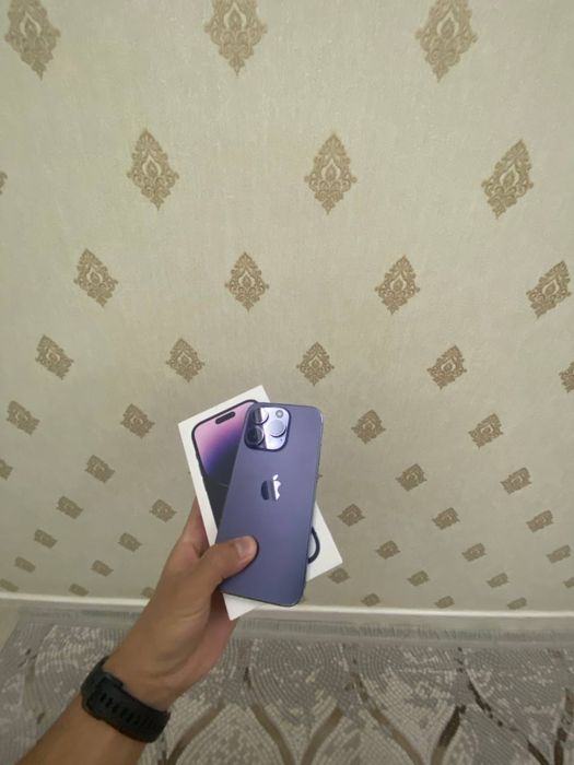 Iphone 14 pro (purple)