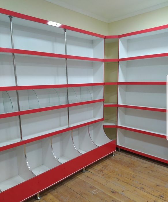 Витрина полкалар