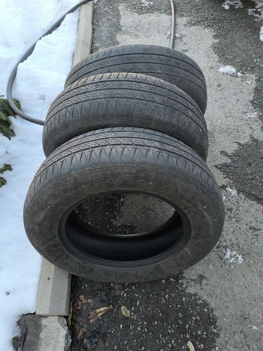 Продам шины летние .