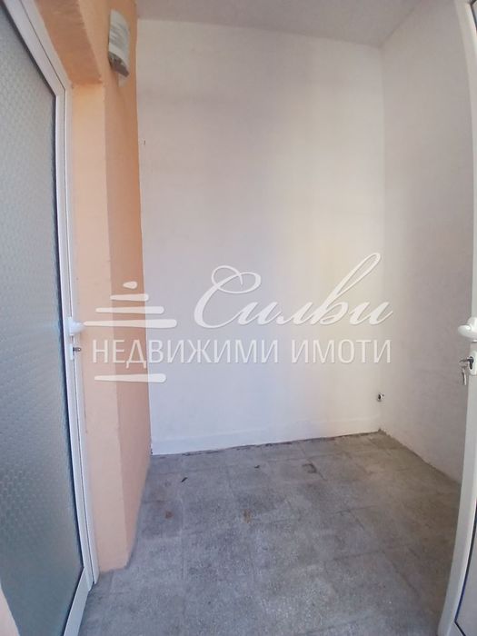 Продава се Склад в Шумен, Тракия - 32 кв.м за 526 €/кв.м - Снимка #7