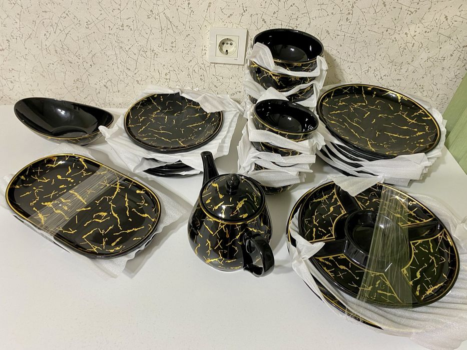 Продам сервиз новый