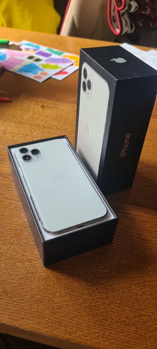 В продаже IPhone 11 Pro 64 Gb в белом цвете