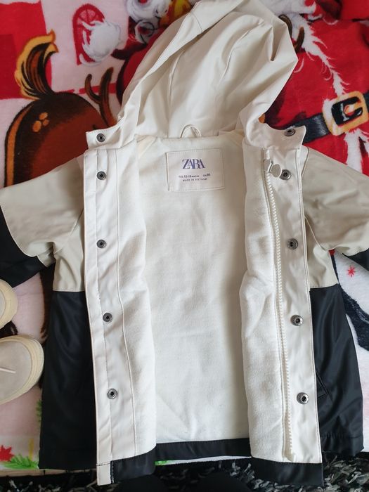 Vand set ghetuțe si geaca Zara, pt băieței