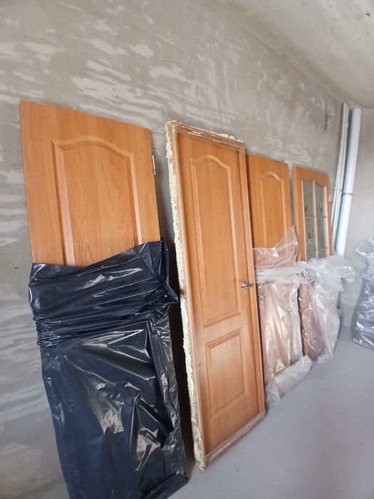 Меж комнатные двери б/у