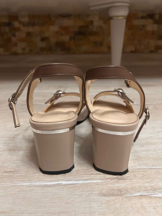 Естествена кожа сандали Eliza