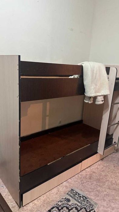 кровати в хорошем состоянии