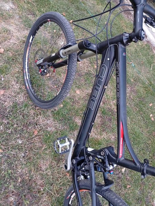 Bicicleta cube stereo