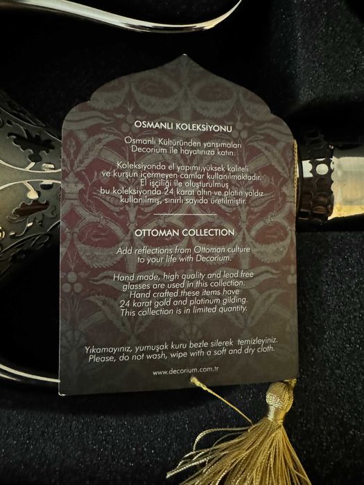 DecOrium Ottoman Collection 24k Gold and Platinum