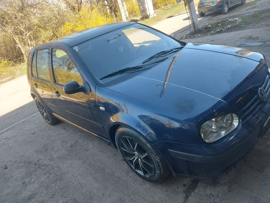 VW Golf 4 1.4 i 75кс на части !!!
