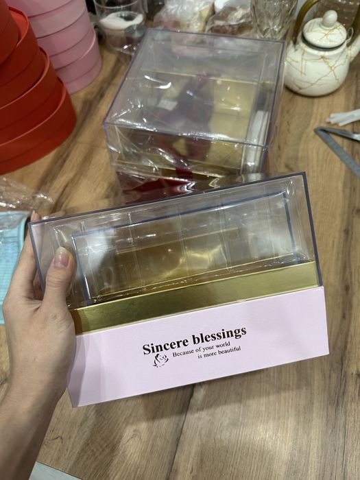 Коробки премиум для подарков