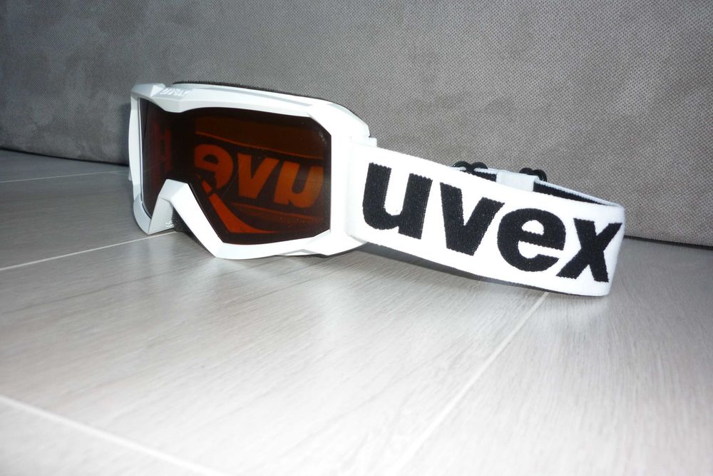 Оригинални ски очила UVEX плюс калъф