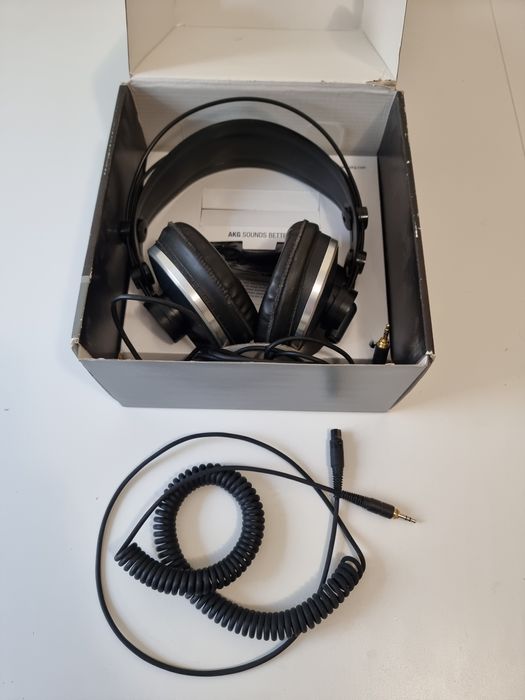 Căști profesionale studio AKG K271 MK II