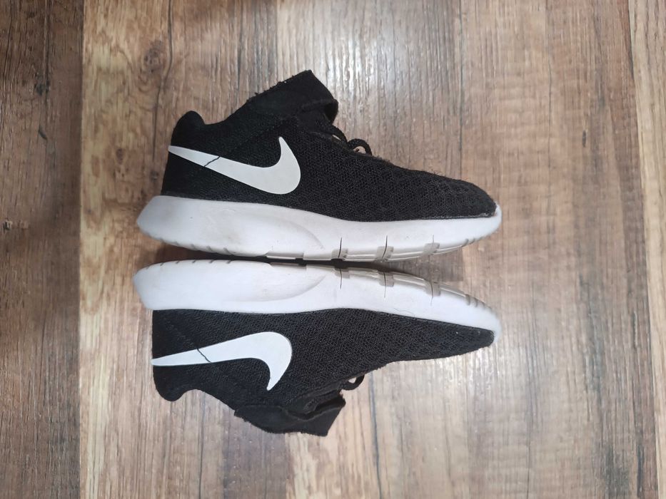 Детски маратонки Nike Tanjun 22