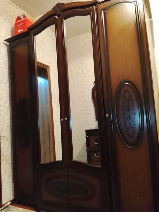 Спальный гарнитур