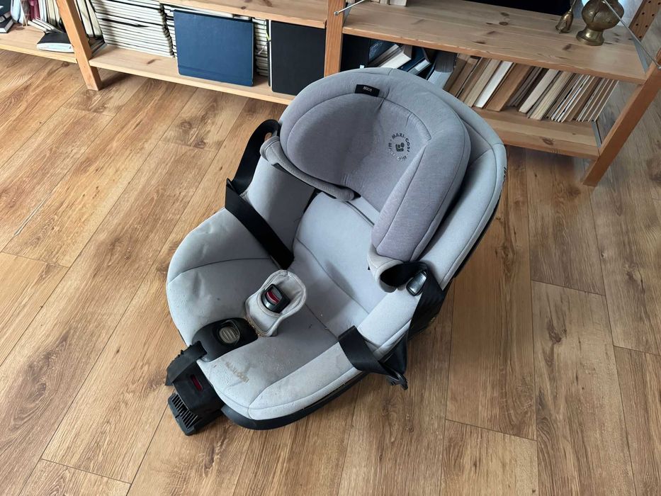 Столче за кола Maxi-Cosi Mica 360