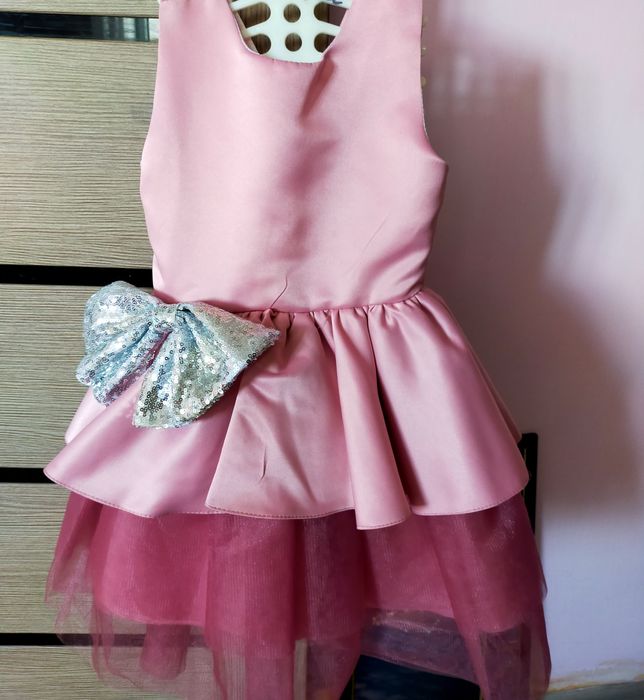 Продам бальные детский платье 5000