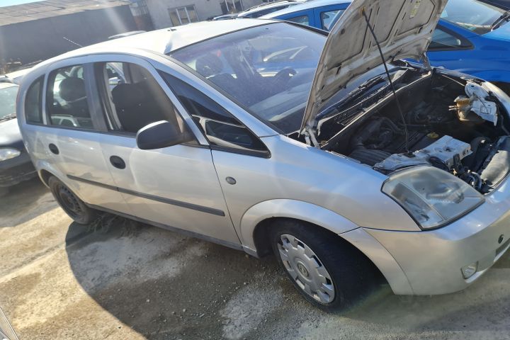 Piese Opel Meriva prima generatie