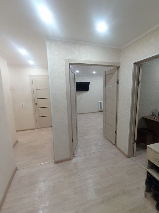 Продам 2к в центре 2/3