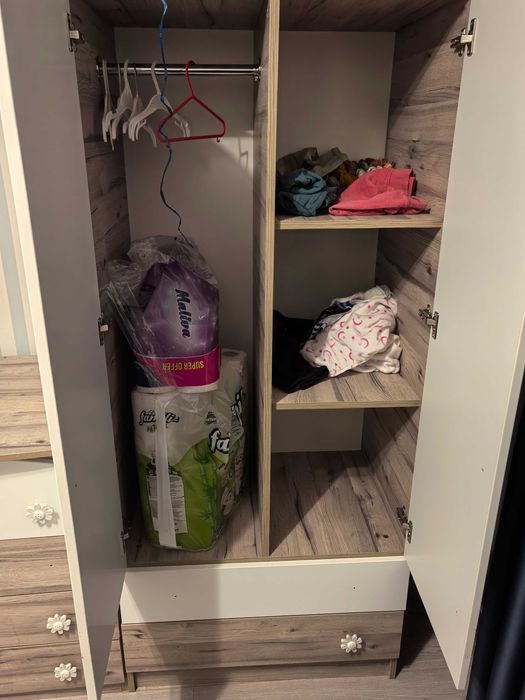 Детски скрин, гардеробче и кошара