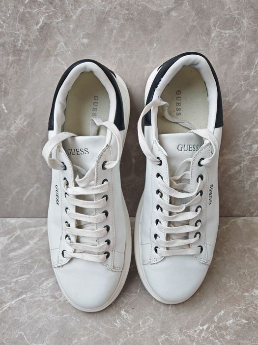 Сникърси Guess номер 42 , 45