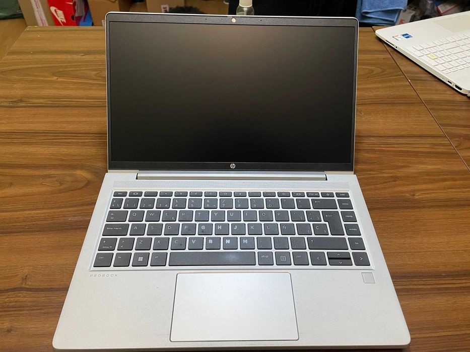 Laptop HP ProBook 640 G8 I5-1135G7 2.4GHz 16GB RAM 500GB SSD FULL HD