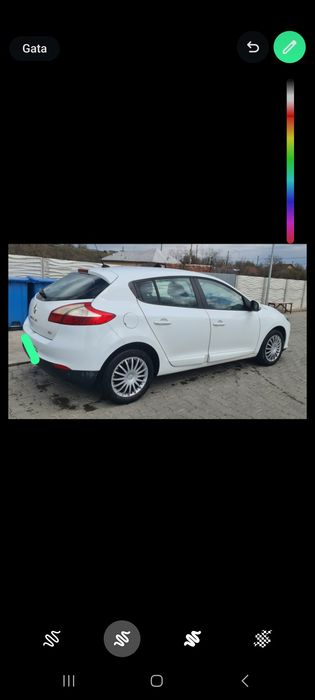 Masina este în stare buna